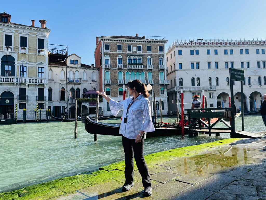 Sandra with Two Travel Gurus in Venice on the narrow waterways