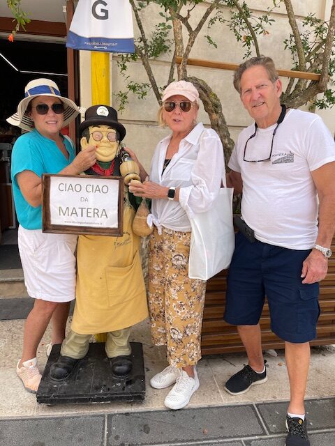 Customized day trip and disconnecting from the group